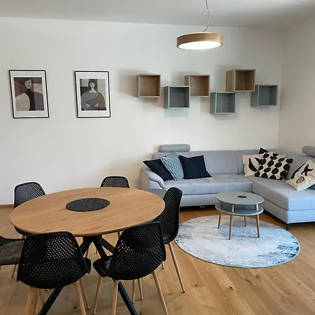 Krasny V Srdci Olomouce Apartment *
